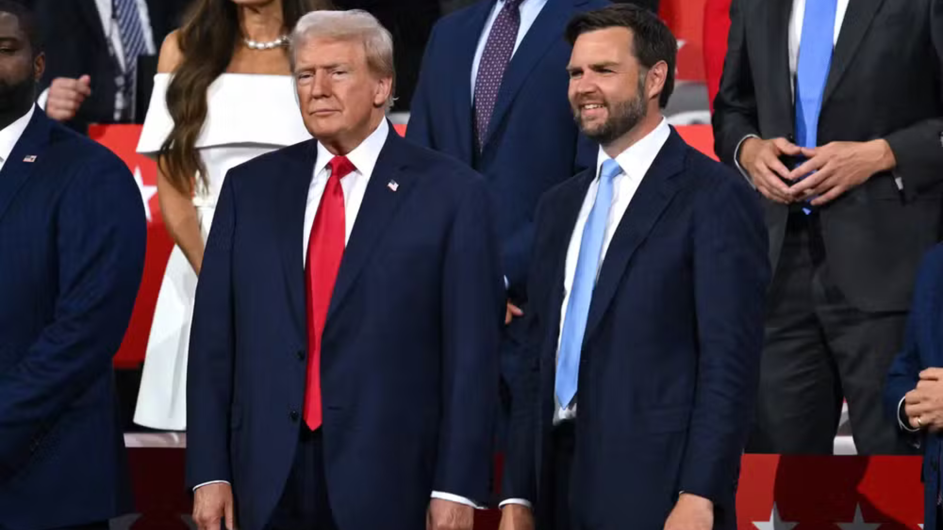 CELULARES DE TRUMP E DD SAO HACKADOS