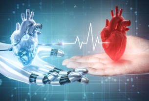 Título: Avanços na Inteligência Artificial Transformam a Indústria de Saúde em 2024 Resumo: Inteligência artificial revoluciona diagnósticos médicos e melhora tratamentos na saúde global. A inteligência artificial (IA) trouxe grandes inovações ao setor de saúde em 2024, promovendo avanços que transformam diagnósticos, tratamentos e o cuidado ao paciente. Hospitais ao redor do mundo agora utilizam algoritmos sofisticados para análise de exames de imagem, permitindo diagnósticos rápidos e precisos. Médicos podem identificar doenças como câncer em estágios iniciais, aumentando significativamente as chances de recuperação dos pacientes. Além disso, a IA personaliza planos de tratamento, considerando fatores genéticos e históricos de saúde. Isso facilita tratamentos mais eficazes e reduz a necessidade de procedimentos invasivos. Ferramentas de IA também ajudam a prever surtos de doenças, contribuindo para que governos possam agir rapidamente em situações de crise sanitária. Esses avanços representam um marco no setor, trazendo a medicina para uma era mais precisa e preventiva. Especialistas afirmam que as melhorias continuam em ritmo acelerado, com novas pesquisas ampliando as aplicações da IA na saúde para anos futuros. Tags: inteligência artificial, saúde, diagnósticos, tratamentos, medicina, avanços tecnológicos, inovação, 2024