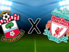 O Liverpool garantiu uma vitória emocionante sobre o Southampton por 3 a 2 hoje, 24 de novembro de 2024, em partida válida pela Premier League, no St. Mary’s Stadium. Os Reds começaram melhor, com Dominik Szoboszlai marcando um belo gol aos 30 minutos, colocando o time visitante na frente. Porém, o Southampton reagiu antes do intervalo, com Adam Armstrong empatando aos 42 minutos em um contra-ataque bem construído. No segundo tempo, os donos da casa continuaram pressionando e conseguiram virar o jogo aos 56 minutos, graças a Mateus Fernandes, que aproveitou uma falha defensiva. Contudo, o Liverpool mostrou resiliência. Mohamed Salah, grande destaque do time, brilhou ao marcar dois gols decisivos: o primeiro aos 65 minutos, empatando o jogo, e o segundo, de pênalti, aos 83 minutos, selando a vitória dos Reds. Com este resultado, o Liverpool mantém a liderança da Premier League, enquanto o Southampton segue na lanterna da competição. A partida demonstrou a força ofensiva dos Reds e a determinação de Salah, mas também ressaltou a necessidade de ajustes defensivos para os próximos desafios​ PREMIER LEAGUE ​ EUROSPORT ​ SOFASCORE . Você disse: faça um titulo um resumo e tags sem # e separadas por virgula O ChatGPT disse: ChatGPT Título: Liverpool vence Southampton em partida emocionante na Premier League Resumo: O Liverpool conquistou uma vitória dramática sobre o Southampton por 3 a 2 no St. Mary’s Stadium. Dominik Szoboszlai abriu o placar, mas os donos da casa reagiram com gols de Adam Armstrong e Mateus Fernandes. Mohamed Salah foi o herói dos Reds, marcando duas vezes, incluindo um gol de pênalti, garantindo o triunfo e mantendo o Liverpool no topo da Premier League. Tags: Liverpool, Southampton, Premier League, Mohamed Salah, Dominik Szoboszlai, Mateus Fernandes, Adam Armstrong, futebol, vitória, esportes, liderança ChatGPT pode cometer erros. Considere verificar informações