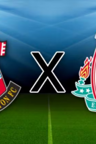 O Liverpool garantiu uma vitória emocionante sobre o Southampton por 3 a 2 hoje, 24 de novembro de 2024, em partida válida pela Premier League, no St. Mary’s Stadium. Os Reds começaram melhor, com Dominik Szoboszlai marcando um belo gol aos 30 minutos, colocando o time visitante na frente. Porém, o Southampton reagiu antes do intervalo, com Adam Armstrong empatando aos 42 minutos em um contra-ataque bem construído. No segundo tempo, os donos da casa continuaram pressionando e conseguiram virar o jogo aos 56 minutos, graças a Mateus Fernandes, que aproveitou uma falha defensiva. Contudo, o Liverpool mostrou resiliência. Mohamed Salah, grande destaque do time, brilhou ao marcar dois gols decisivos: o primeiro aos 65 minutos, empatando o jogo, e o segundo, de pênalti, aos 83 minutos, selando a vitória dos Reds. Com este resultado, o Liverpool mantém a liderança da Premier League, enquanto o Southampton segue na lanterna da competição. A partida demonstrou a força ofensiva dos Reds e a determinação de Salah, mas também ressaltou a necessidade de ajustes defensivos para os próximos desafios​ PREMIER LEAGUE ​ EUROSPORT ​ SOFASCORE . Você disse: faça um titulo um resumo e tags sem # e separadas por virgula O ChatGPT disse: ChatGPT Título: Liverpool vence Southampton em partida emocionante na Premier League Resumo: O Liverpool conquistou uma vitória dramática sobre o Southampton por 3 a 2 no St. Mary’s Stadium. Dominik Szoboszlai abriu o placar, mas os donos da casa reagiram com gols de Adam Armstrong e Mateus Fernandes. Mohamed Salah foi o herói dos Reds, marcando duas vezes, incluindo um gol de pênalti, garantindo o triunfo e mantendo o Liverpool no topo da Premier League. Tags: Liverpool, Southampton, Premier League, Mohamed Salah, Dominik Szoboszlai, Mateus Fernandes, Adam Armstrong, futebol, vitória, esportes, liderança ChatGPT pode cometer erros. Considere verificar informações